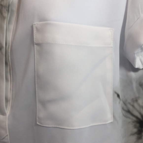 Simply Vera Wang Cuffed Short Sleeve Petite Top Medium Petite - Picture 3 of 10